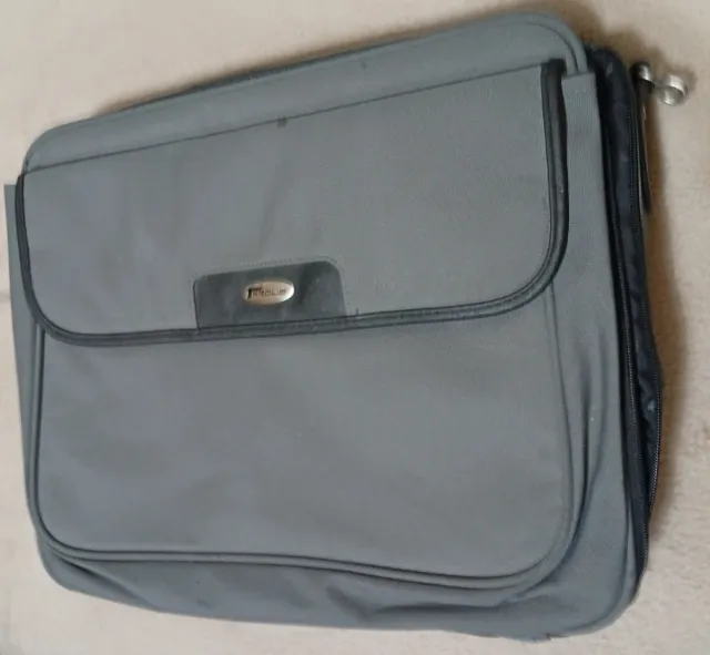 Maletín Targus para portátil ú otros usos