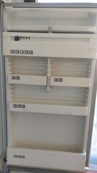 Frigorífico Combi Philips/Whirlpool No Frost