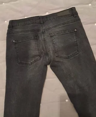 Pantalones grises vaqueros Pull & Bear