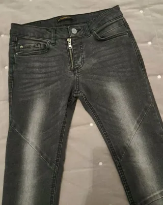 Pantalones grises vaqueros Pull & Bear