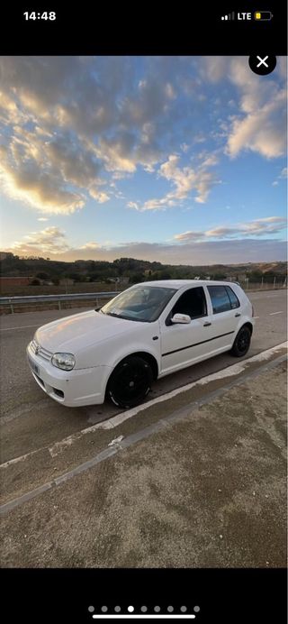 Volkswagen Golf 2000