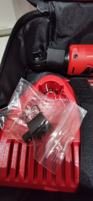 Llave Carraca Milwaukee M12 IR-201B