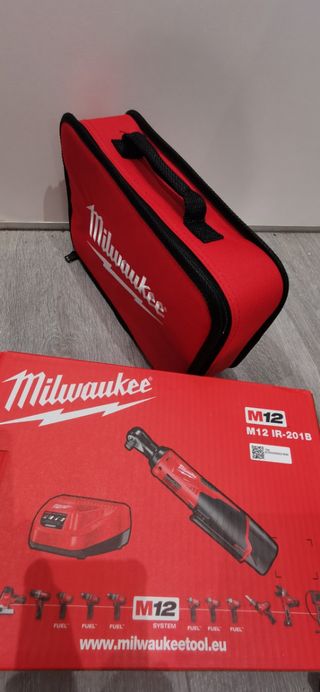 Llave Carraca Milwaukee M12 IR-201B