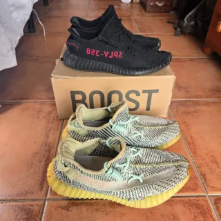 2 Adidas Yeezy Boost 350 V2