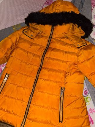 Chaqueta mostaza talla XL con capucha