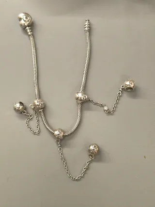 Cadena de seguridad Pandora plata