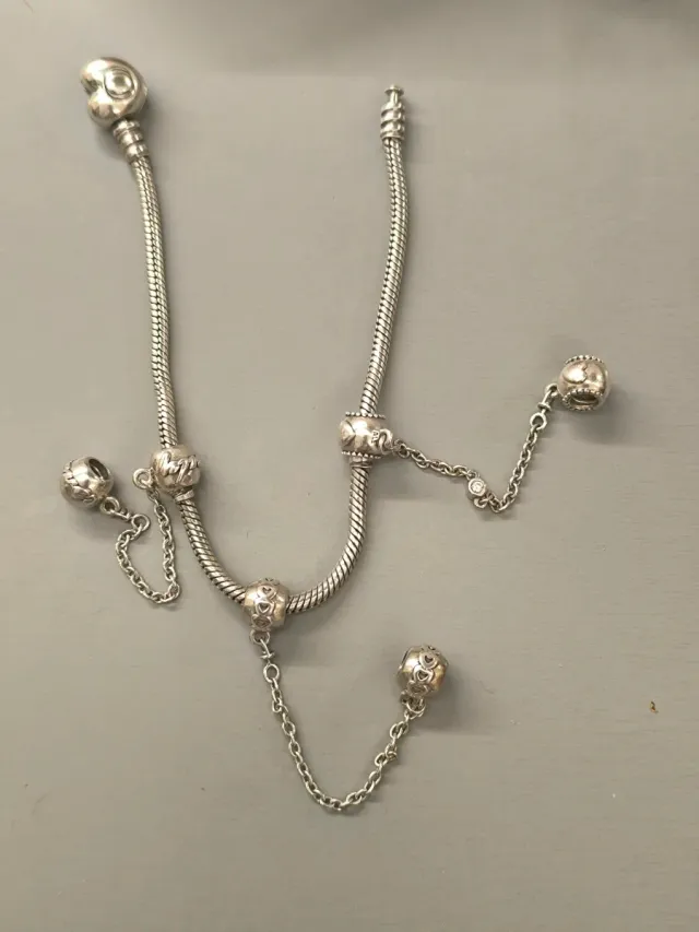 Cadena de seguridad Pandora plata