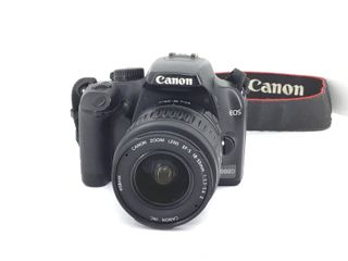 camara digital reflex canon eos 1000d+ef-s 18-55mm 1.3.5-5.6 ii