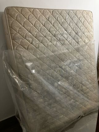 Colchón de matrimonio