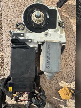 Cuadro de instrumentos coche+ motores de ventana