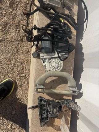 Cuadro de instrumentos coche+ motores de ventana