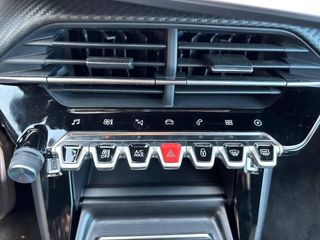 Peugeot 208 Eléctrico 156 (115 Kw) GT