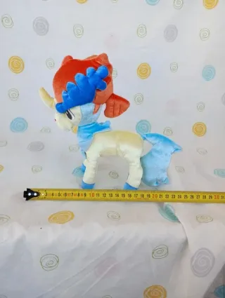 Pokémon peluche Keldeo Edição especial 20 Anos