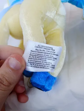 Pokémon peluche Keldeo Edição especial 20 Anos