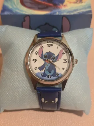 Reloj infantil azul y blanco.STITCH. NUEVO 4,80EUR