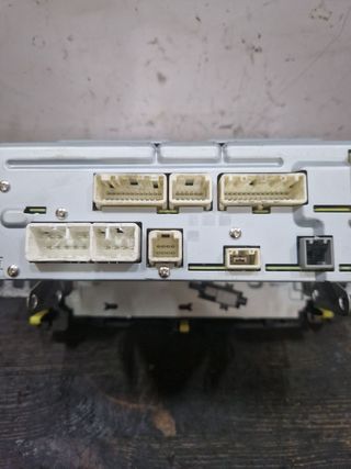 SISTEMA AUDIO / RADIO CD TOYOTA YARIS (KSP1/NLP1/NSP1)