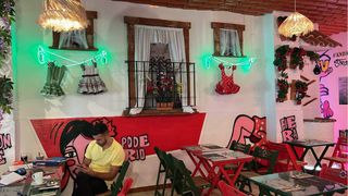 TRASPASO. Local en Huelva recién reformado.