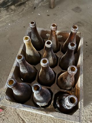 Bottigliette di Birra El Águila Negra Antiche