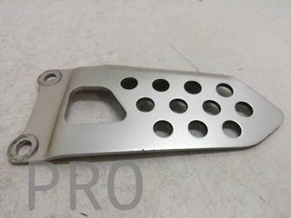 Embellecedor Estribera Del. Dch. Suzuki GSX-R