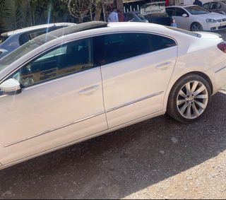 Volkswagen Passat CC 2011