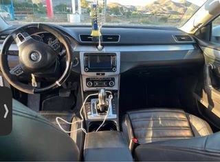 Volkswagen Passat CC 2011