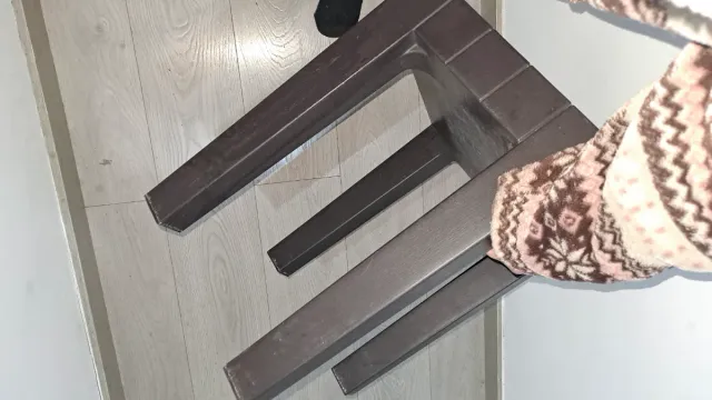 Taburete de plástico para interior o exterior