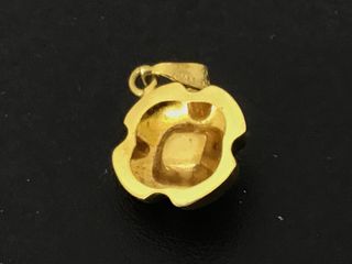 colgante oro 18k con piedra con circonita