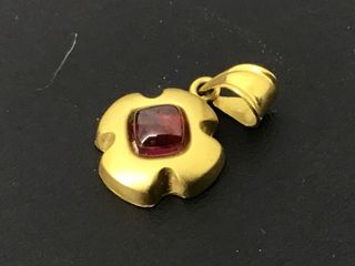 colgante oro 18k con piedra con circonita
