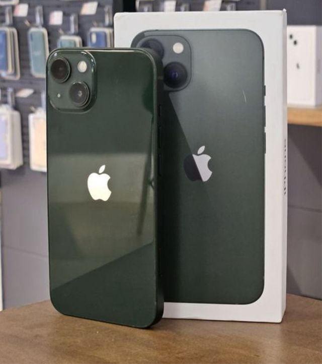 iPhone 13 256GB nero in ottime condizioni