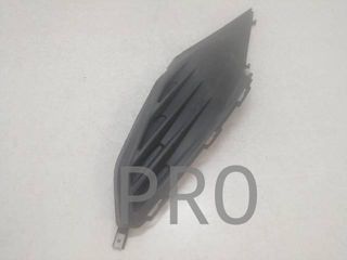 Chapa Bajo asiento Dch. Suzuki Address