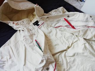 Abrigo gabardina UNISEX con CAPUCHA H&M L blanco.