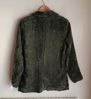 Blazer verde forrado con hombreras Talla unica