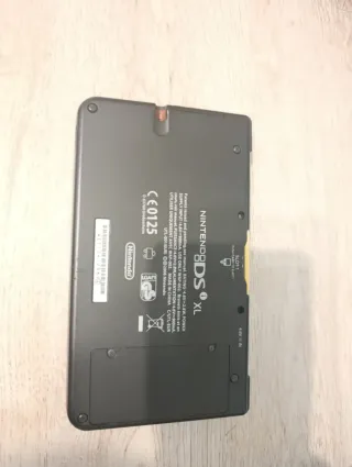 Nintendo DSi Edición Super Mario Bros 25th