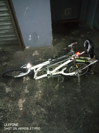 Bicicleta Plegable B-Fold en perfecto estado.