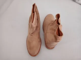 Botines marrón  y Sandalias fiesta talla 41