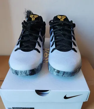 Nike Kobe 9 Mambacita 42.5 Nuove