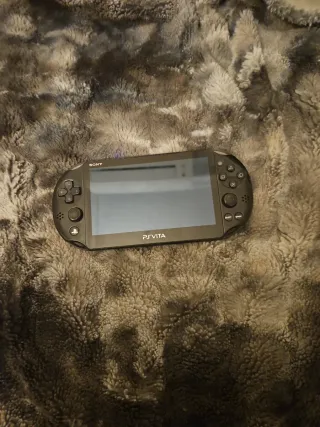 PS Vita Slim Nera Modificata