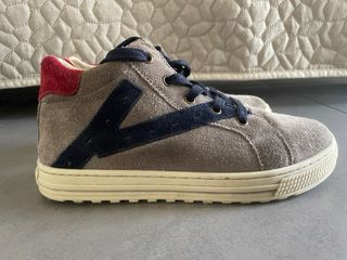 Scarpe bimbo Naturino grigie