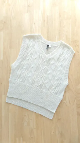 Chaleco H&M punto ochos Talla XS