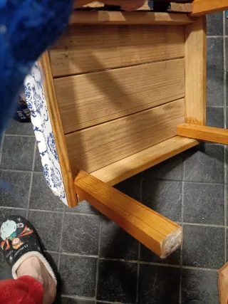 Silla Graciosa artesana,baja tipo taburete , bonit