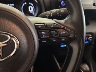 TOYOTA YARIS 1.5 VVT-I HYBRID STYLE 116 5P