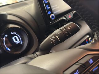 TOYOTA YARIS 1.5 VVT-I HYBRID STYLE 116 5P