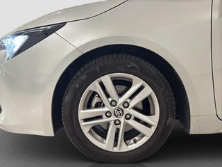 TOYOTA COROLLA 1.8 HYBRID ACTIVE TECH E-CVT 122 5P