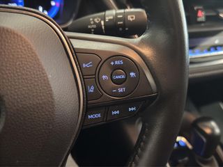 TOYOTA COROLLA 1.8 HYBRID ACTIVE TECH E-CVT 122 5P