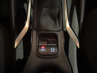 TOYOTA COROLLA 1.8 HYBRID ACTIVE TECH E-CVT 122 5P