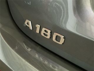MERCEDES-BENZ Clase A 180