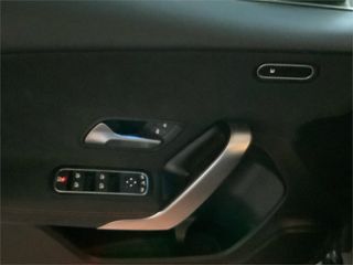 MERCEDES-BENZ Clase A 180