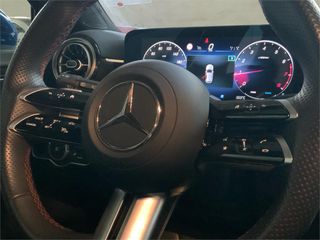 MERCEDES-BENZ Clase A 180