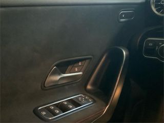 MERCEDES-BENZ Clase A 180