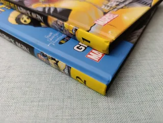 Dos tomos New X-Men de Grant Morrison